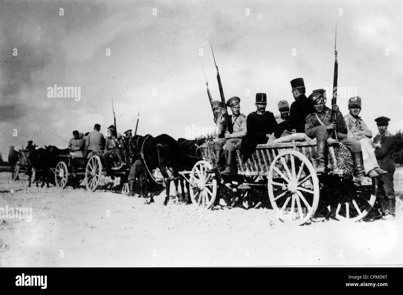 Les prisonniers sont transportés de l'Autriche, 1914 Banque D'Images