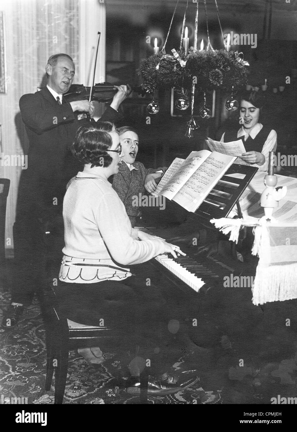 La musique à la maison, 1931 Banque D'Images