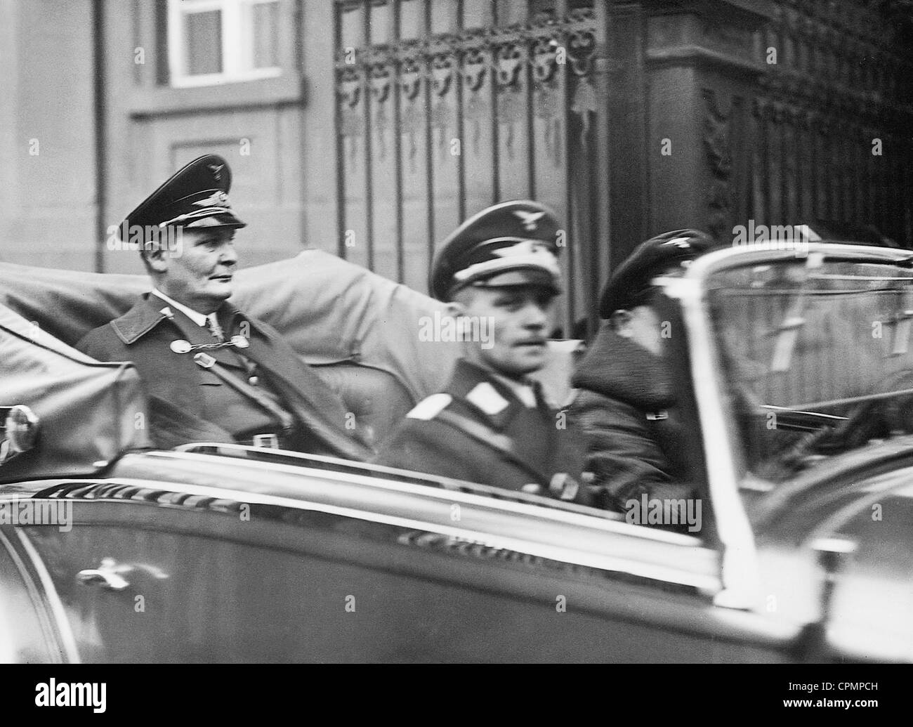Hermann Goring dans la voiture, 1937 Banque D'Images