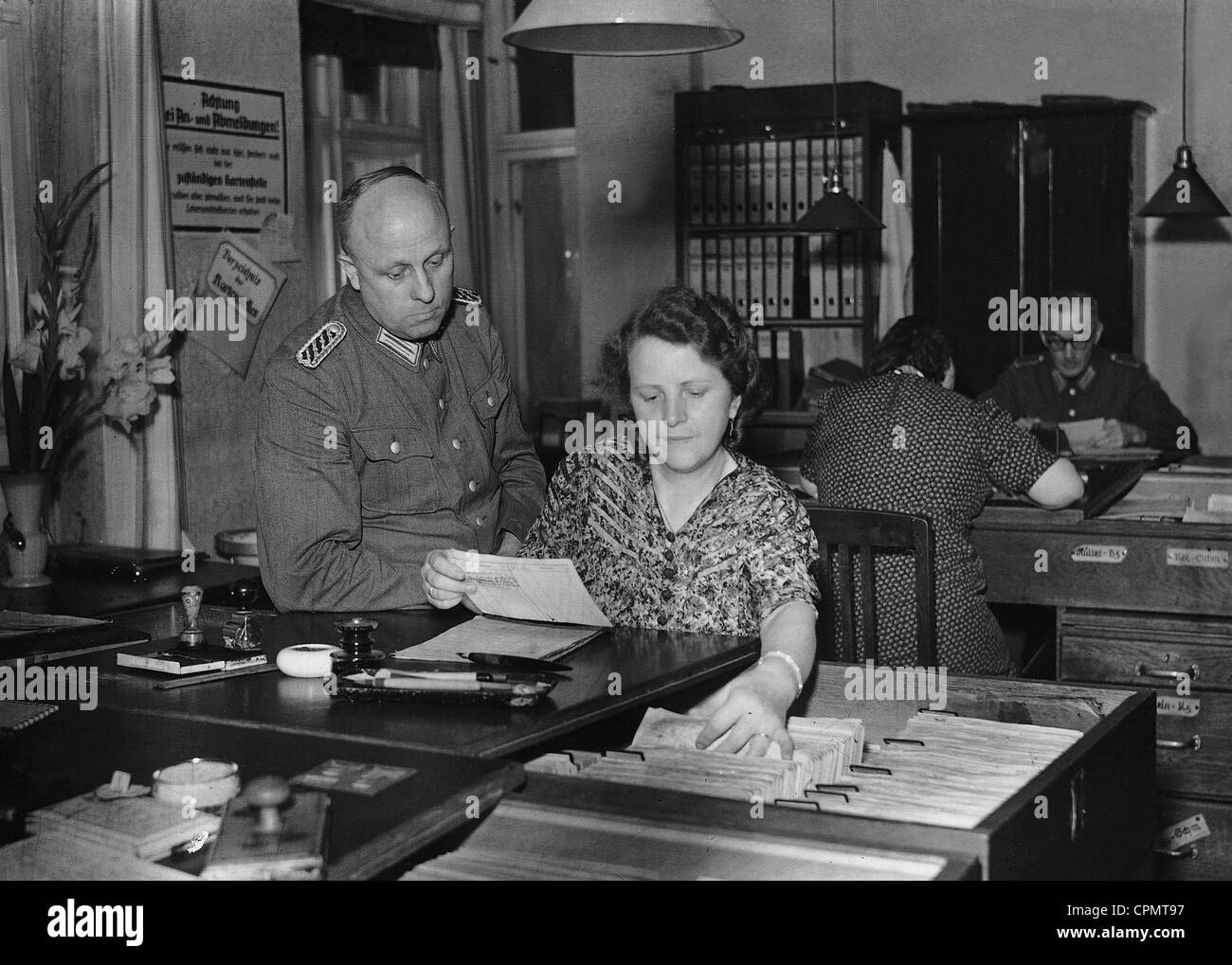 Les femmes à la guerre dans la police, 1942 Banque D'Images