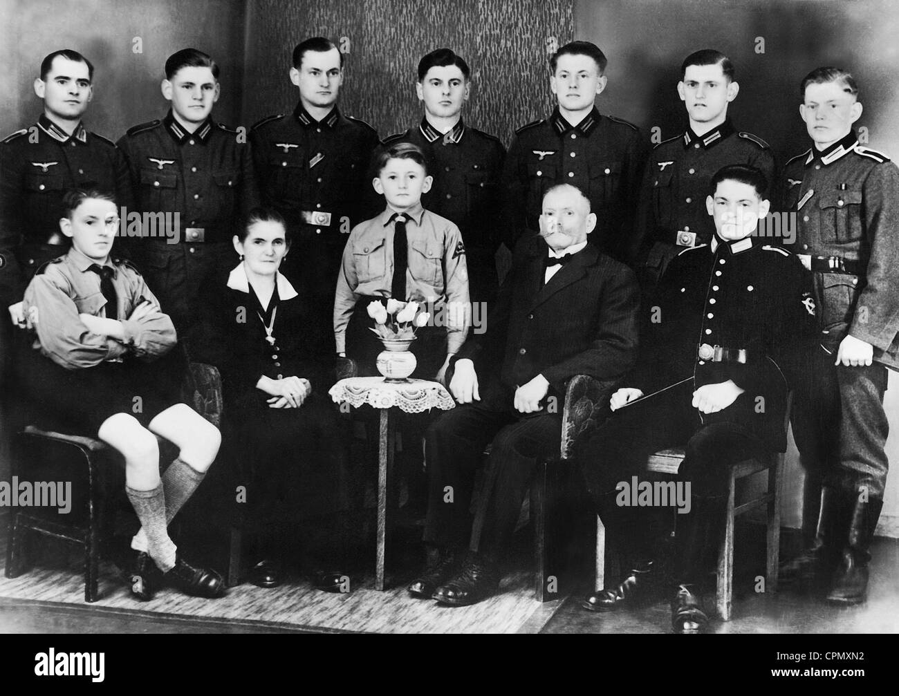 Grande famille dans le Troisième Reich, 1941 Banque D'Images