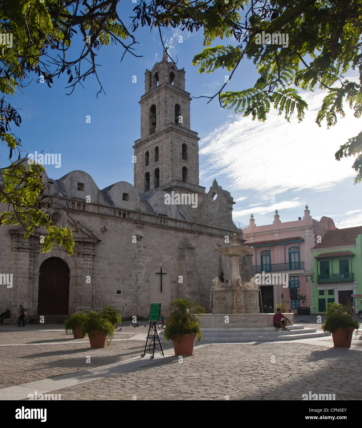 La basilique et le monastère de San Francisco de Asis La Vieille Havane Cuba Banque D'Images