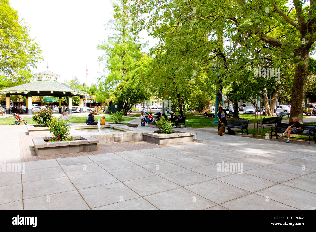 Plaza, Healdsburg (pop. 11 254), Sonoma Wine Country town, CA, USA Banque D'Images
