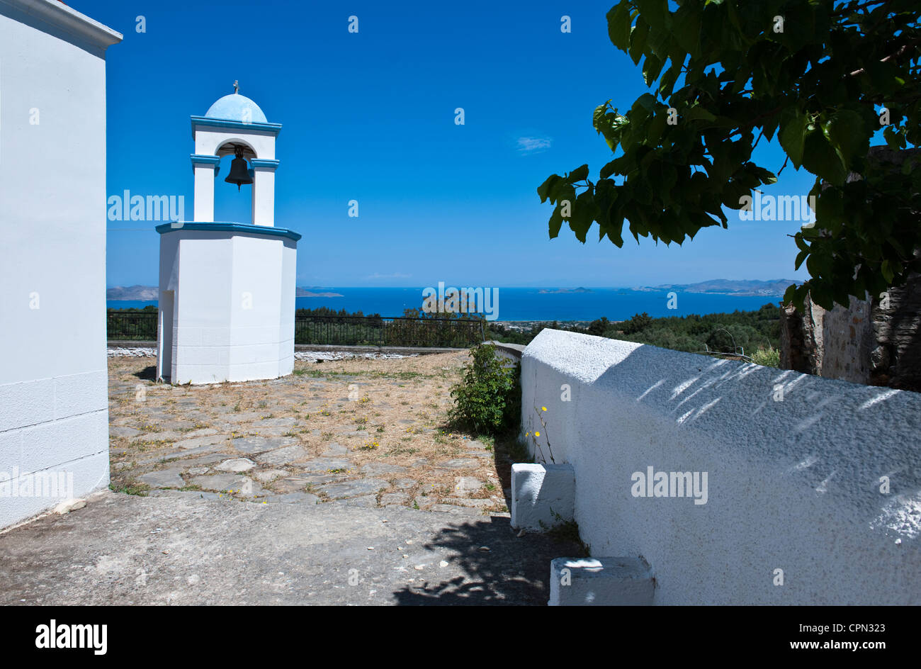 L'Europe la Grèce, Îles du Dodécanèse, Kos, l'église Agios Dimitrios Village de Zia Banque D'Images
