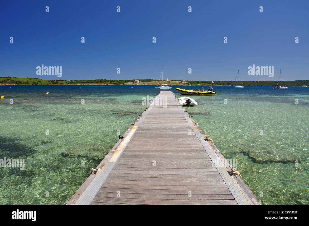 Jetée Promenade, Fornells, Minorque, Iles Baléares, Espagne Banque D'Images