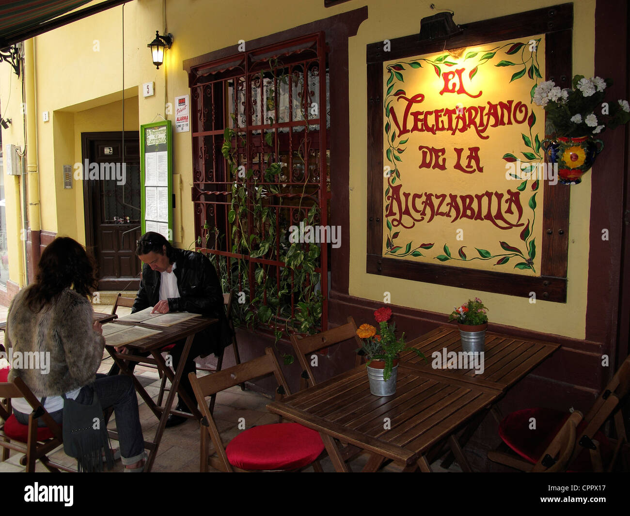 Espagne Andalousie Costa del Sol Malaga Alcazabilla restaurant végétarien Banque D'Images