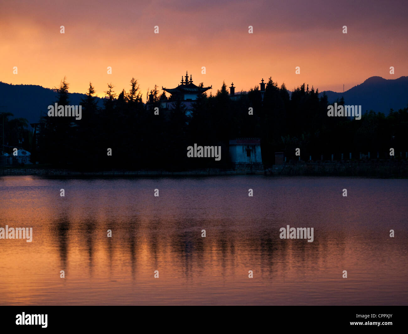 Lac Village nationalités du Yunnan à Kunming, Chine Banque D'Images