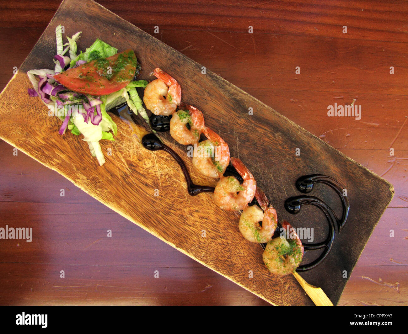 Espagne Andalousie Cadix Seiches et Tapas de crevettes Banque D'Images