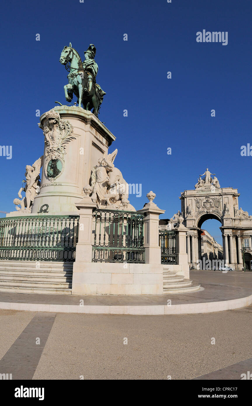 Statue dans la ville de Lisbonne et place commerciale, Portugal Banque D'Images