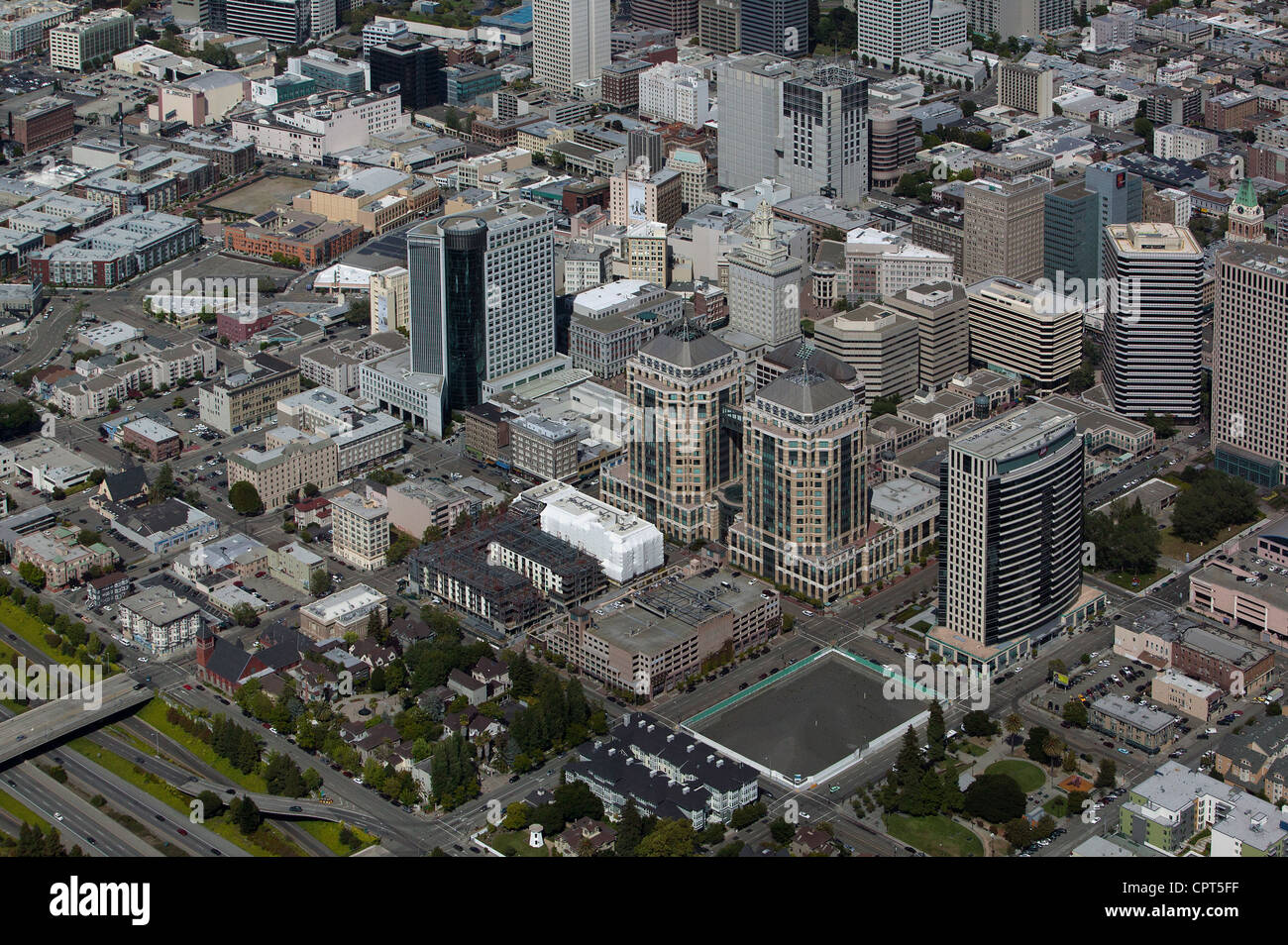 Photographie aérienne Federal Building complex et environs Oakland, Californie Banque D'Images