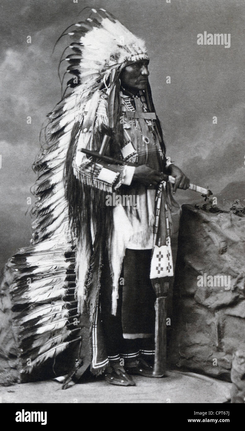 Afraid-Of His-Horses-Young-Man-, chef de l'Oglala Sioux Indiens indigènes, USA (1870) Banque D'Images