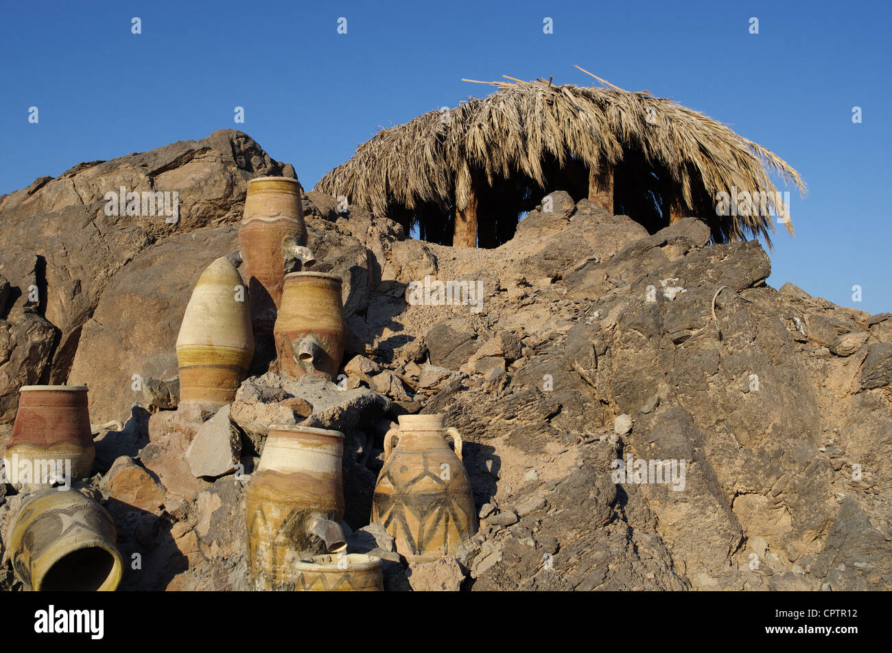 Cabane dans le village bédouin sur Hurghada, Egypte, l'Afrique. Banque D'Images