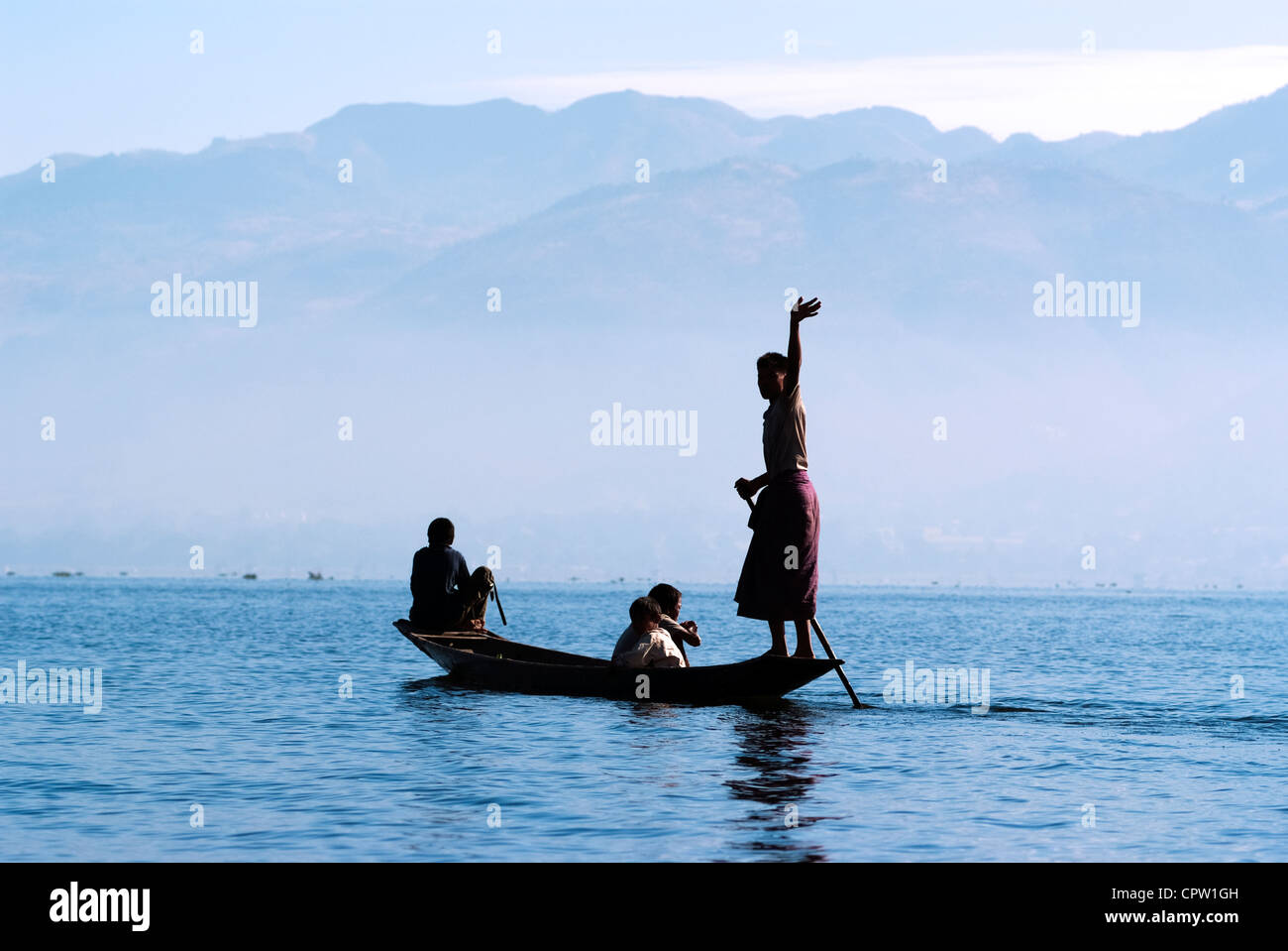 Ethnie Intha : personnes vivant sur le lac Inle, Myanmar Banque D'Images