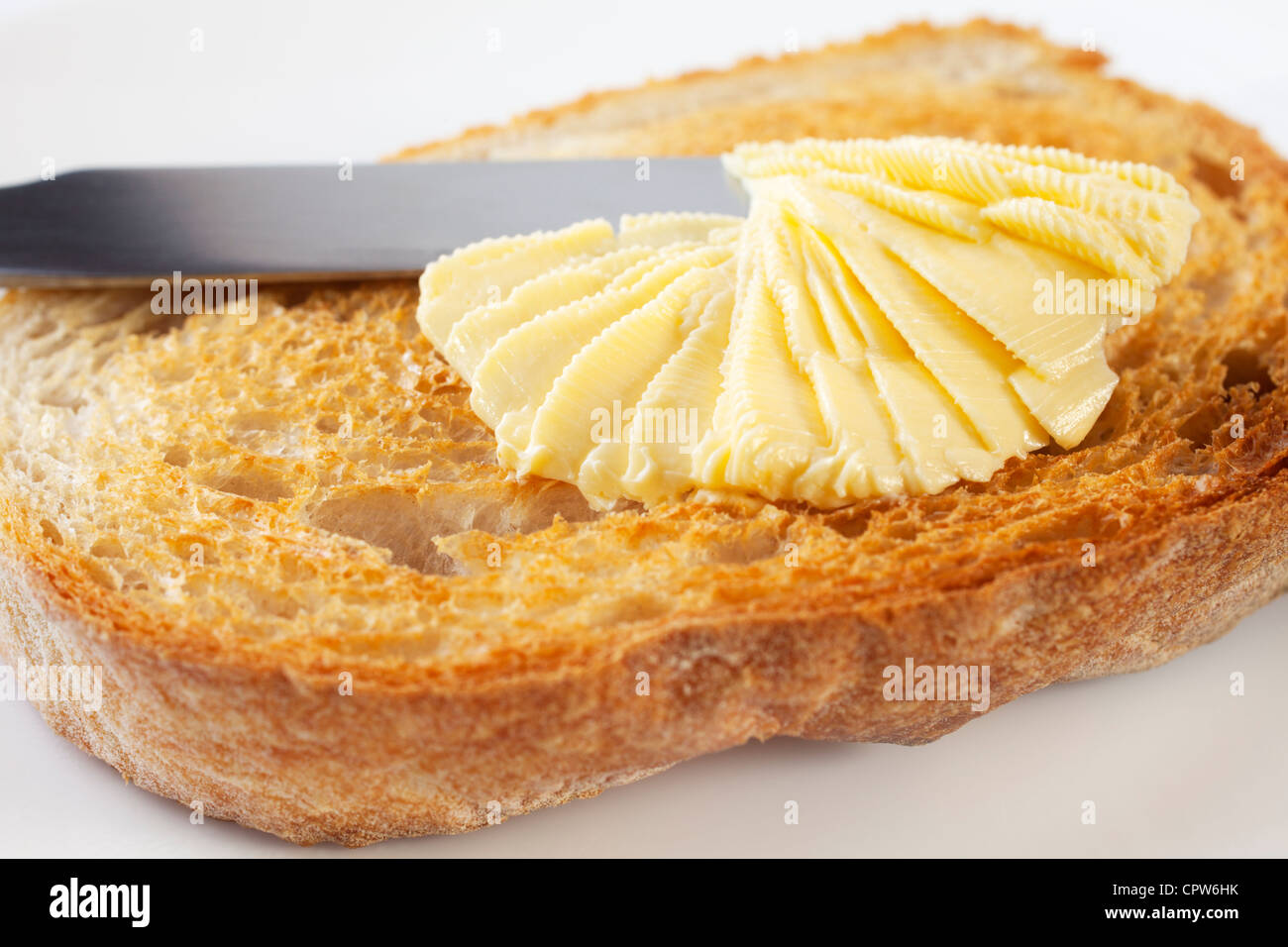 Soft, coeur en santé, polyunstaurated la margarine se propagent sur toast croquant. Banque D'Images