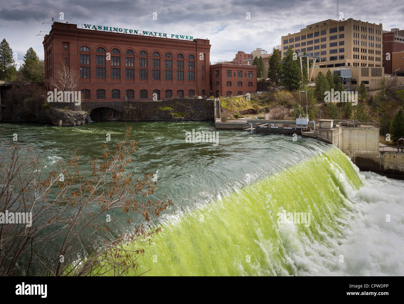 La rivière Spokane de Spokane, Washington Banque D'Images