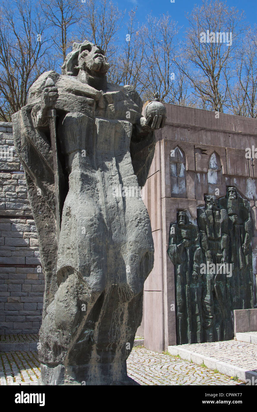 Monument de la légendaire roi bulgare à la Forteresse de Samuel Samuel, Strumeshnitsa, le sud de la Bulgarie Banque D'Images