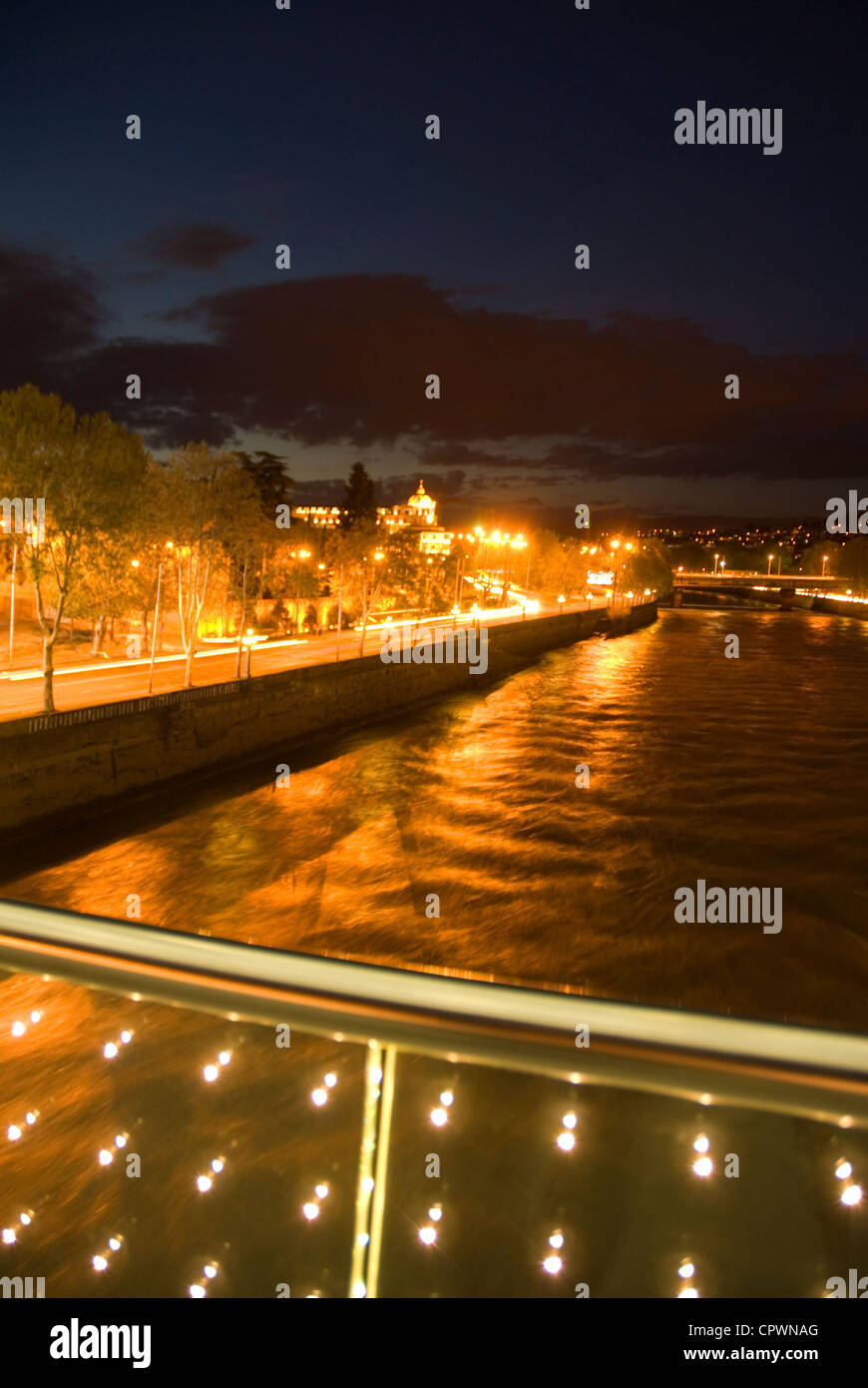 Le Pont de la paix, Tbilissi, en République de Géorgie Banque D'Images