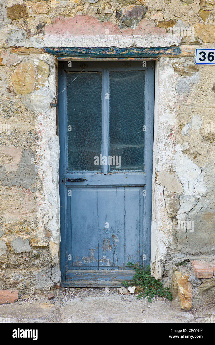 Porte dans la commune de Montalcino, Val D'Orcia, Toscane, Italie Banque D'Images Porte dans la commune de Montalcino, Val D'Orcia, Toscane, Italie Banque D'Images