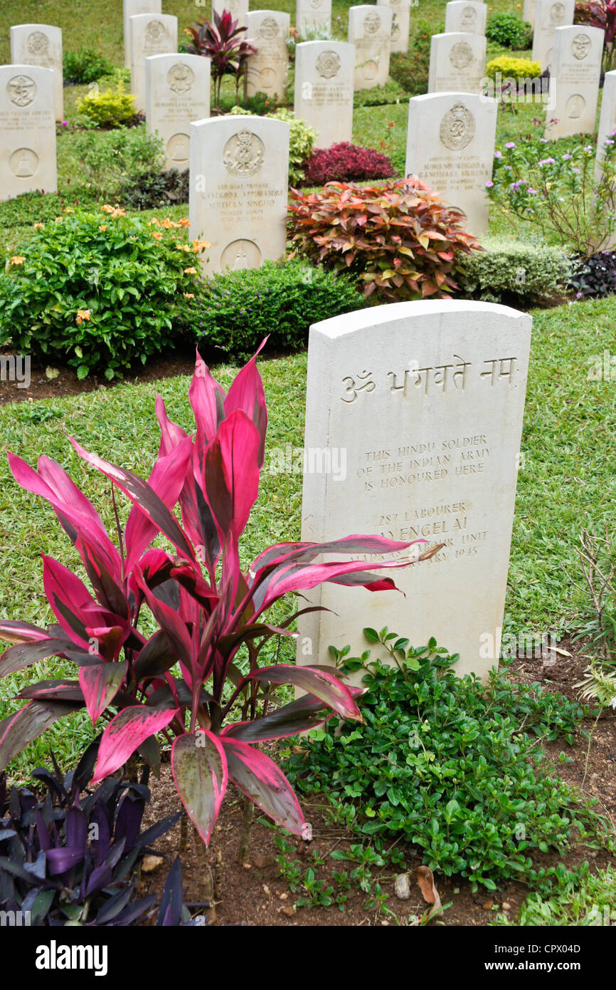 Les pierres tombales au cimetière de guerre de Kandy, Kandy, Sri Lanka Banque D'Images