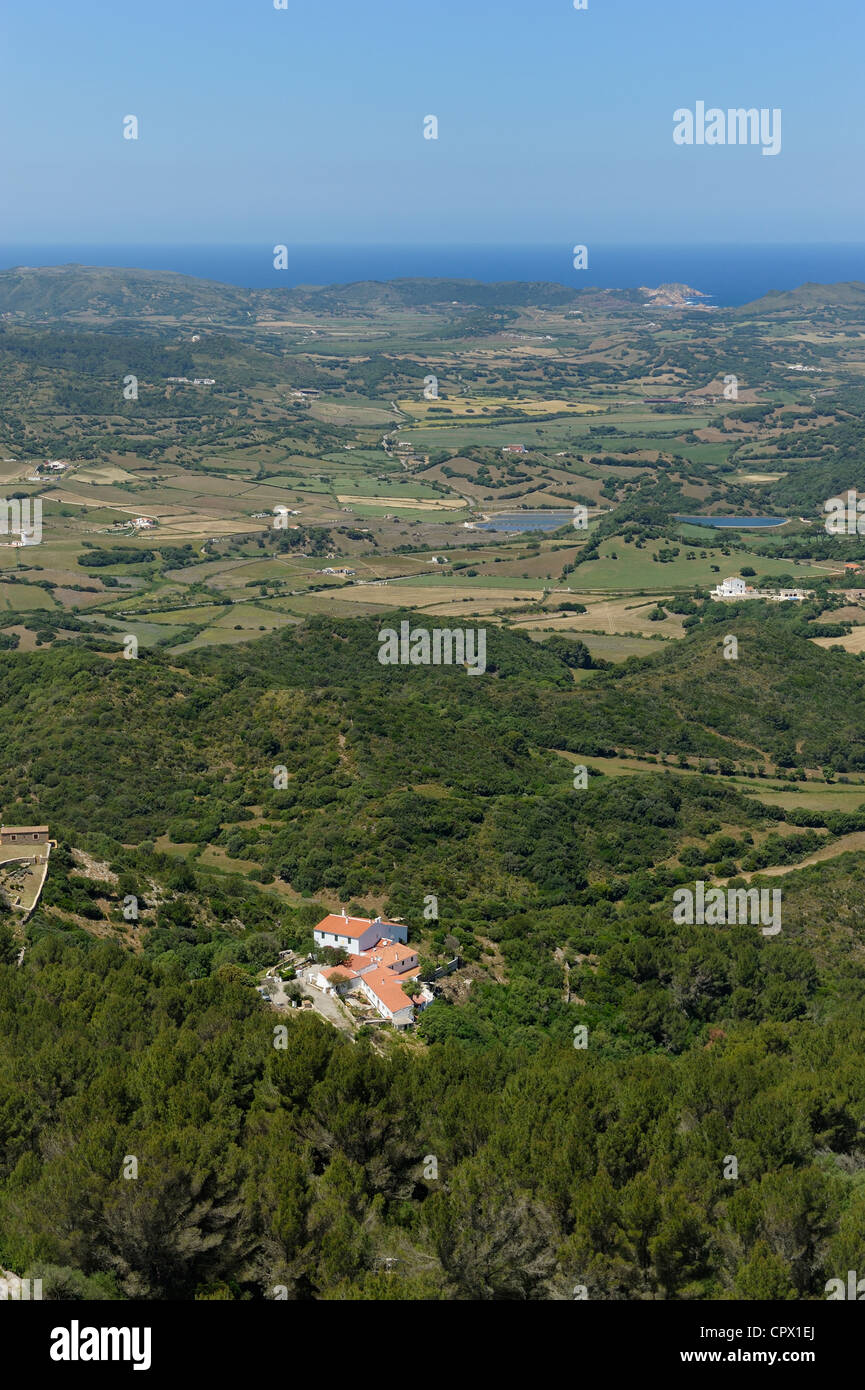 Vue panoramique sur le paysage de Minorque comme vu à partir du point le plus haut monte toro espagne Minorque Banque D'Images