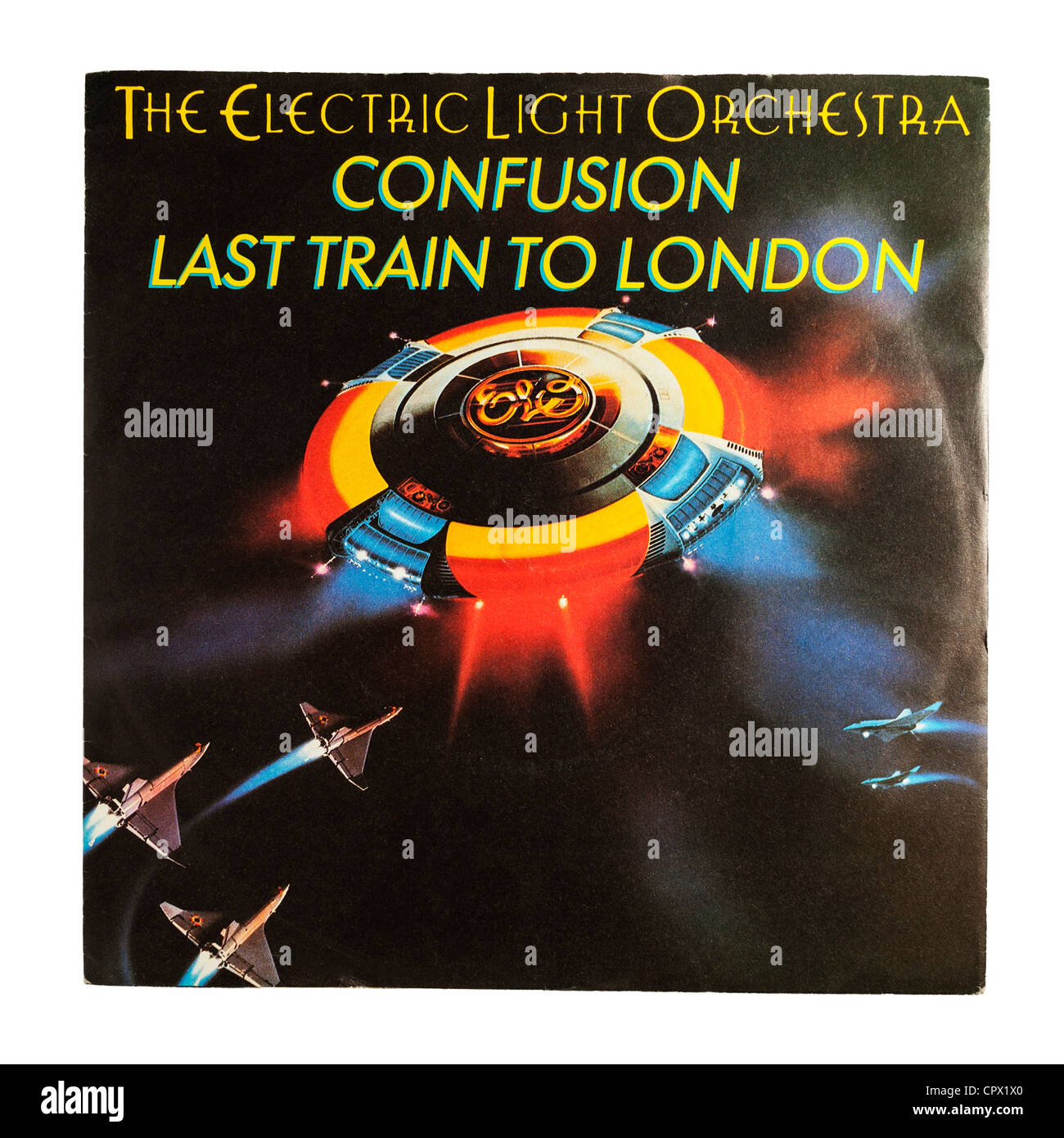 Un seul enregistrement de vinyle par l'Electric Light Orchestra ( E L O ) sur un fond blanc Banque D'Images