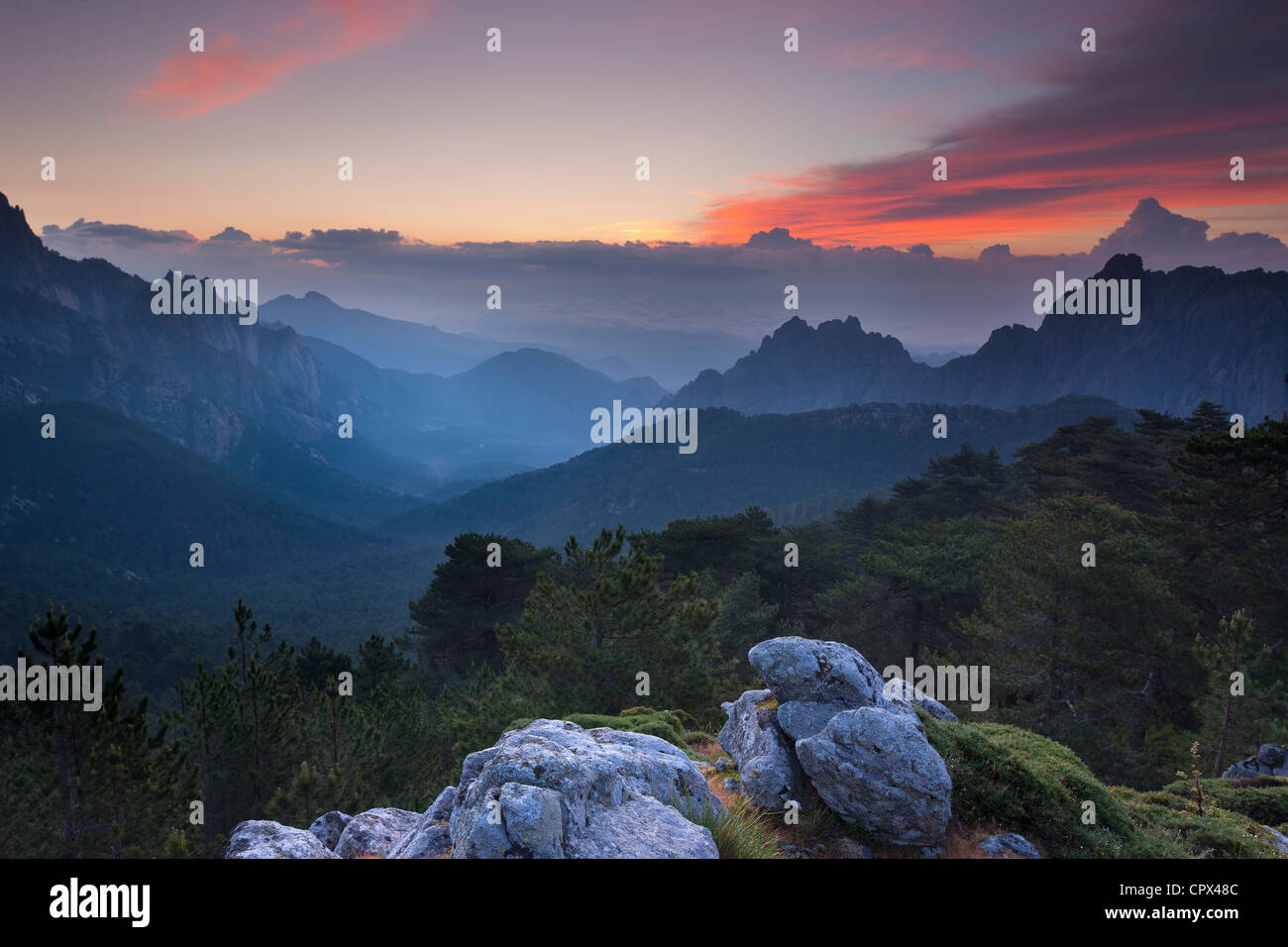 Le Col de Bavella à l'aube, des montagnes de Bavella, Corse, France Banque D'Images