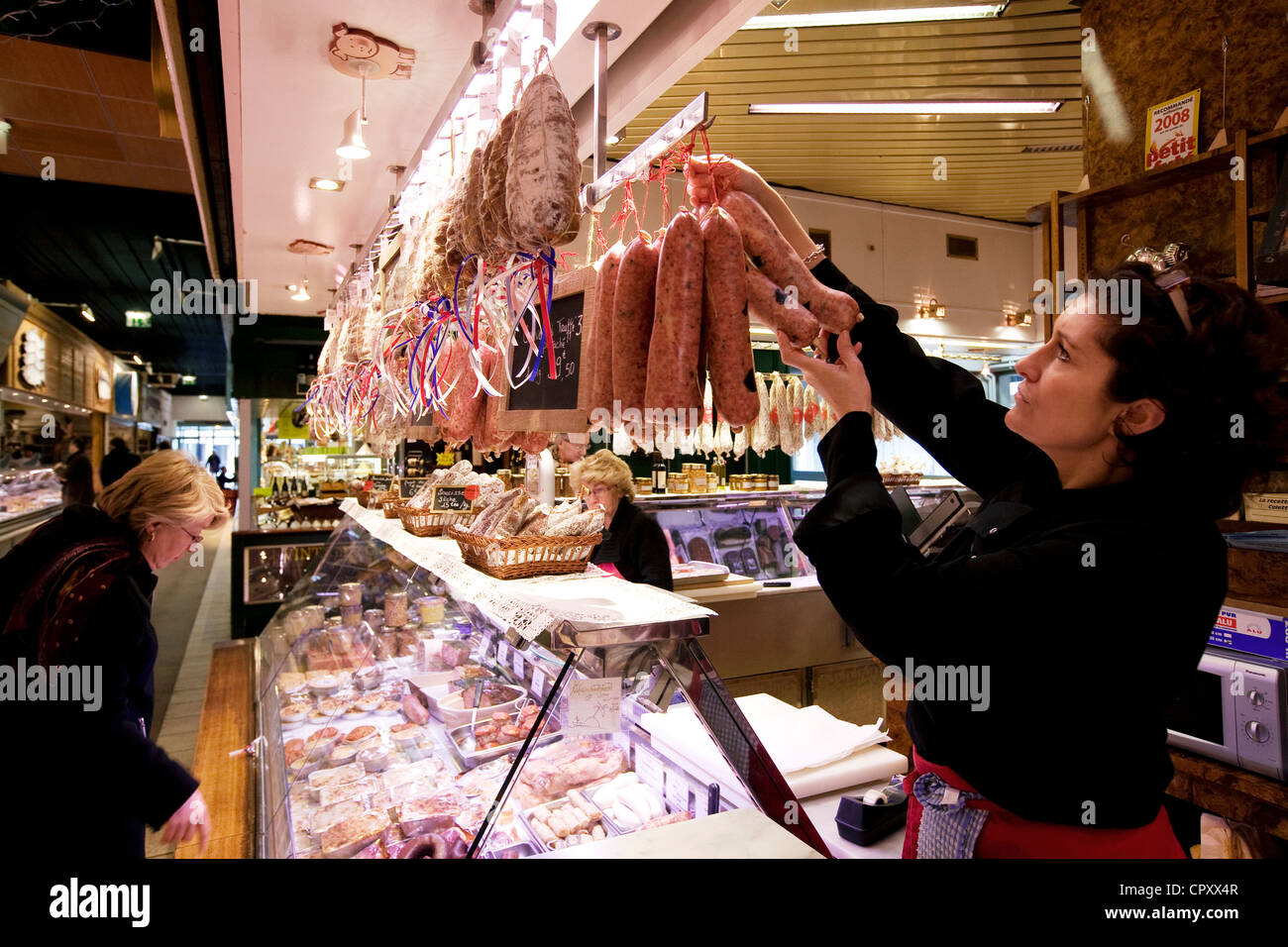 France Rhone Lyon cours Lafayette les Halles Paul Bocuse Paul Bocuse marché couvert charcuterie assortiment de charcuterie les Banque D'Images