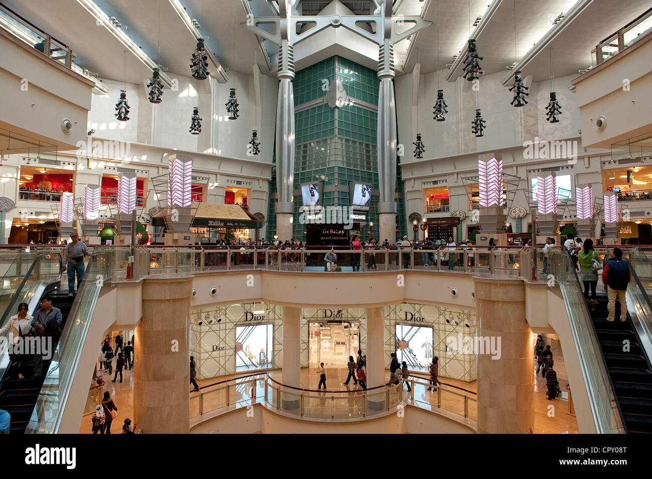 La tour Taipei 101 Taipei Taiwan l'une des plus hautes tours du monde par l'architecte société CY Lee et architectes partenaires boutiques Banque D'Images