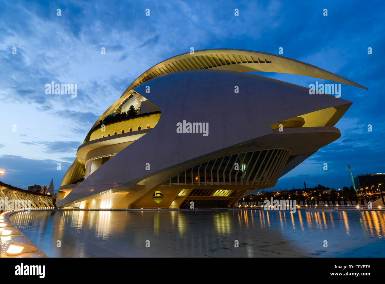 Palais des Arts Reina Sofia, la Ville des Arts et des sciences, conçue par Santiago Calatrava,Valence, Espagne Banque D'Images