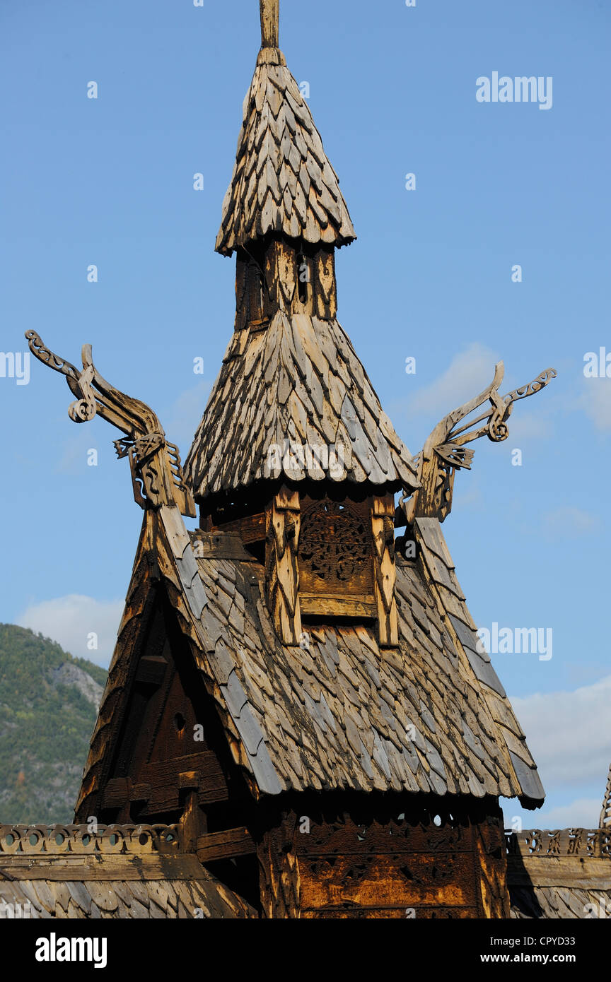 Le Comté de Sogn og Fjordane Norvège Borgund eglise douves de bois appelé stavkirker ou stavkirke construit en 1130 Motifs de Viking Banque D'Images
