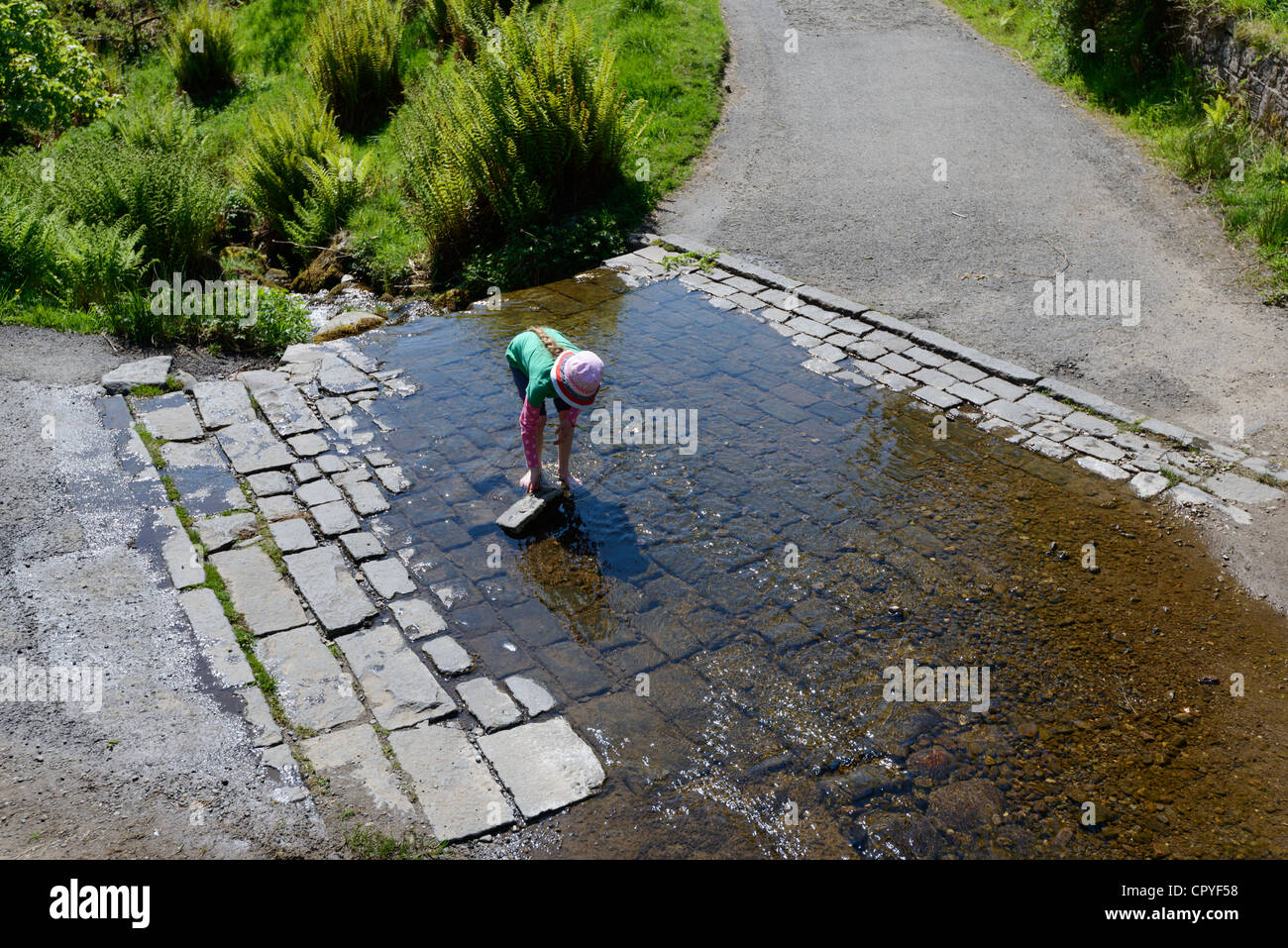 La Ford sur la brûlure des soins, Dollar Glen, Clackmannanshire, Ecosse Banque D'Images