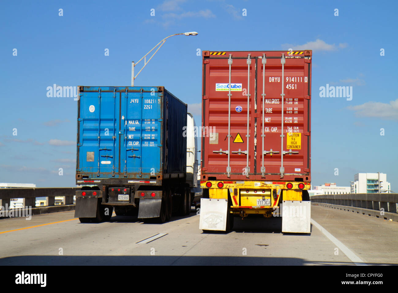 Miami Florida,Dolphin Expressway,autoroute,camion-remorque tracteur conteneur,camion,vue du pare-brise du conducteur,conduite,FL120427052 Banque D'Images