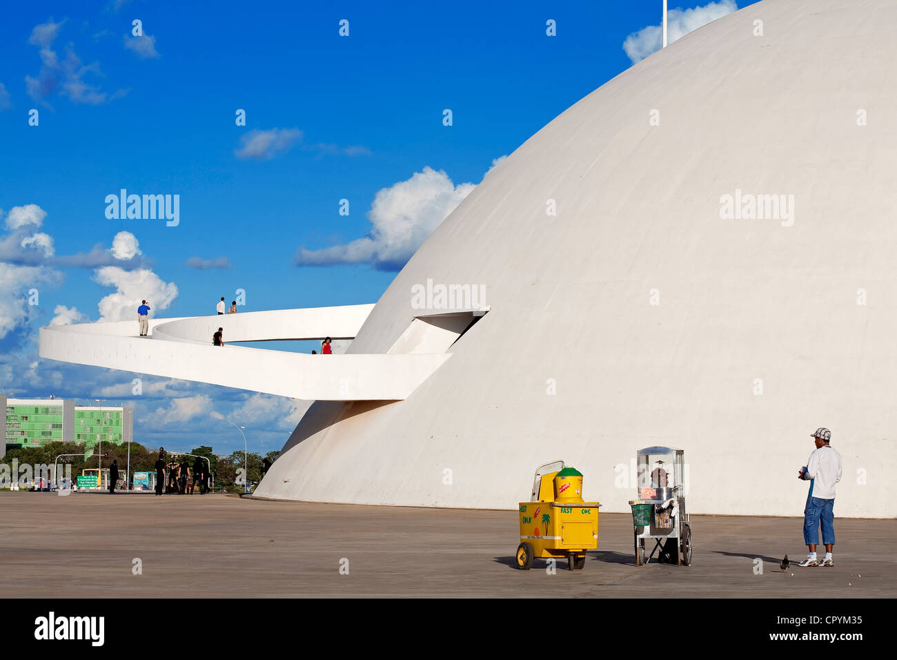 Brésil, Brasilia, au patrimoine mondial de l'UNESCO, le musée national de l'architecte Oscar Niemeyer Banque D'Images