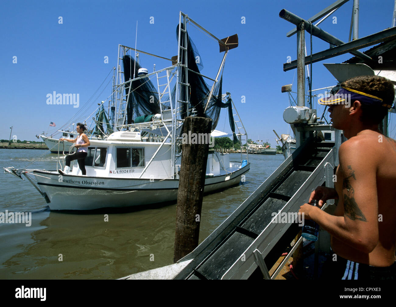 Etats-unis, Louisiane, Bayou Lafourche, bateaux de pêche de la crevette sur la Louisiane Banque D'Images
