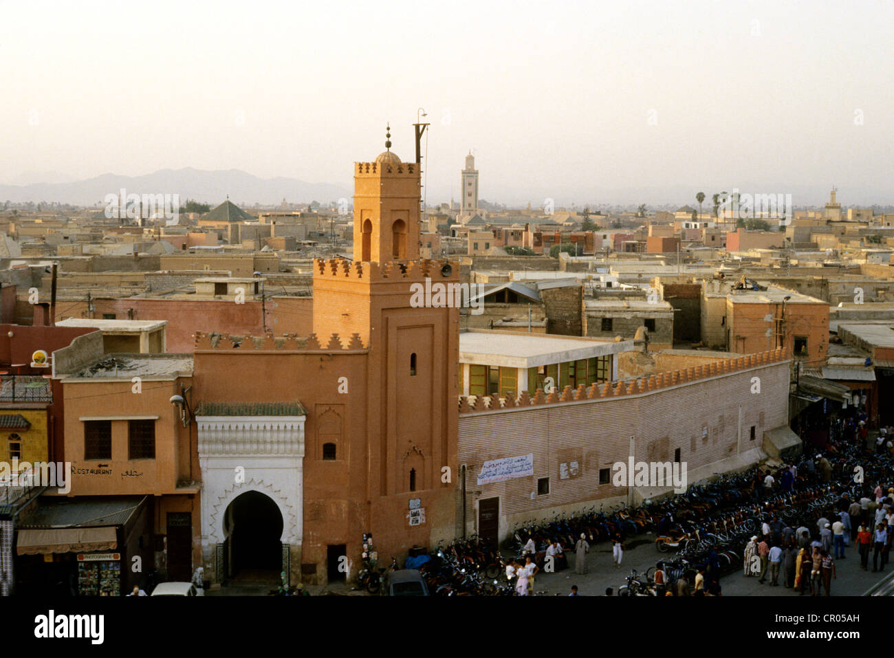 Le Maroc, Haut Atlas, Marrakech, ville impériale, médina classée au Patrimoine Mondial de l'UNESCO, Place Jemma el Fna Banque D'Images