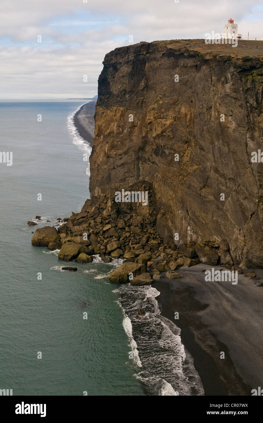 Leuchtturm près de Vik, Côte Sud, Islande, Scandinavie, Europe Banque D'Images