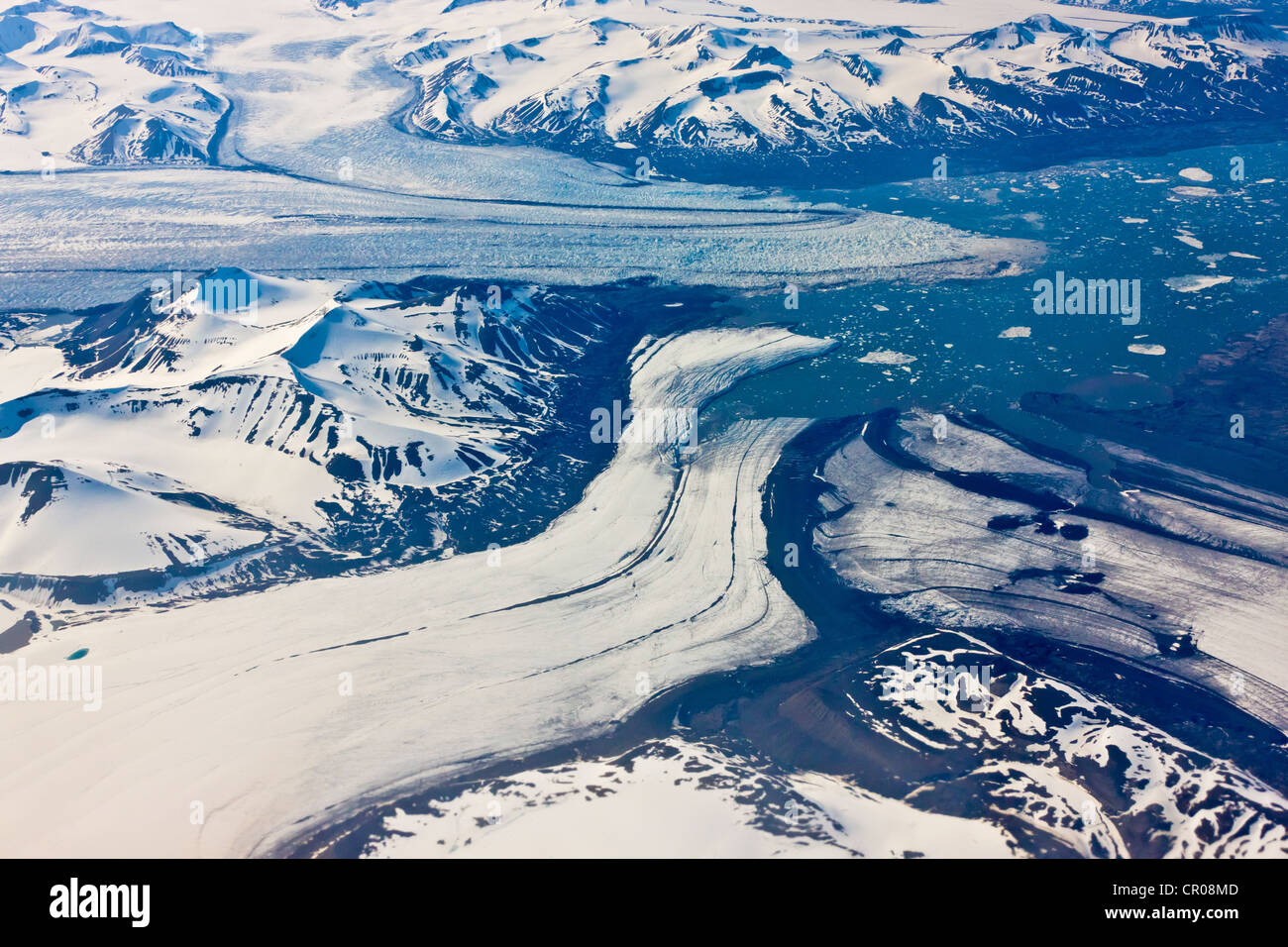 Vue aérienne de trois glaciers, Longyearbyen, Spitzberg, Norvège, de l'Arctique Banque D'Images