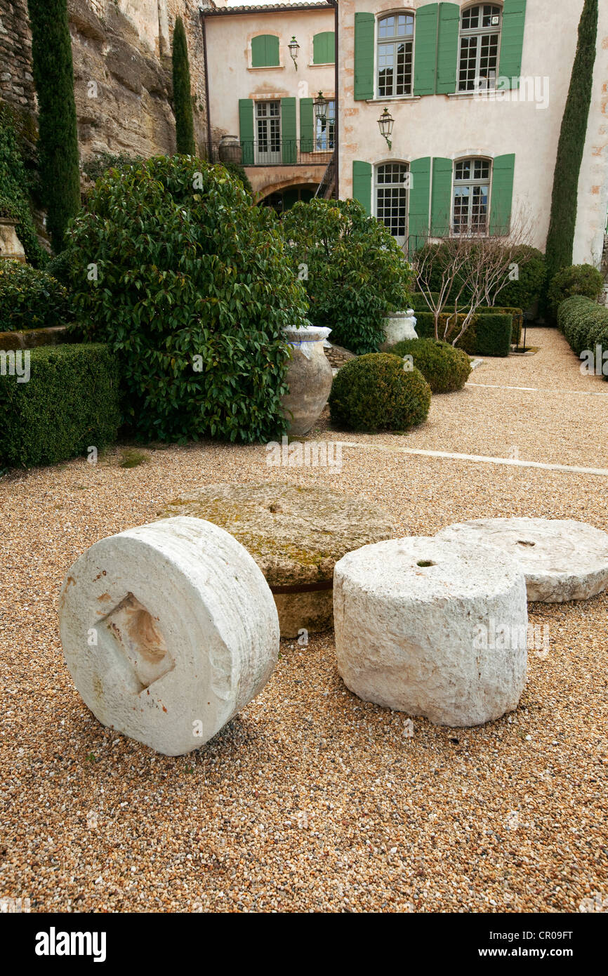 La France, Vaucluse, Luberon, Ménerbes, Maison Dora Maar, maison achetée par Picasso pour son amant, le jardin Banque D'Images