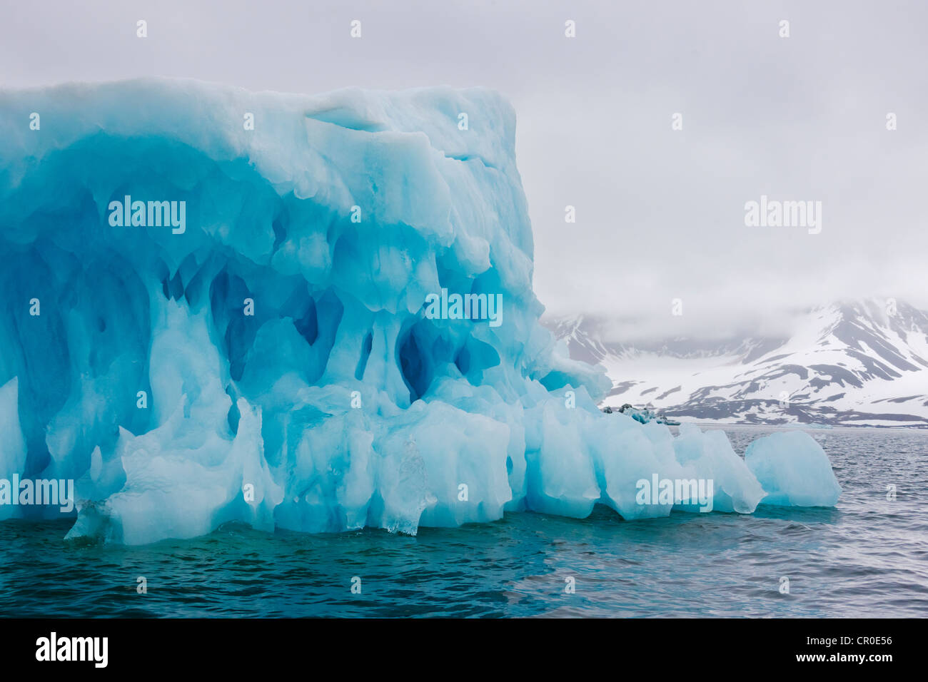 Iceberg, Hornsund, plus au sud du Spitzberg, Norvège fjord Banque D'Images