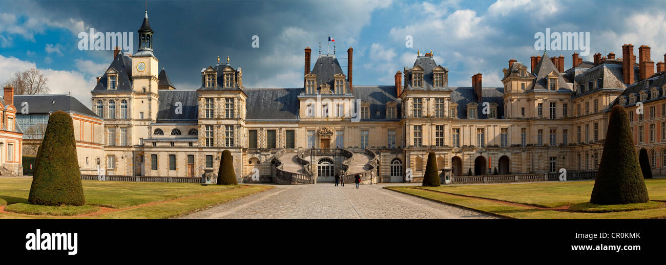 France, Seine et Marne, Fontainebleau, le Château royal classé au Patrimoine Mondial par l'UNESCO Banque D'Images