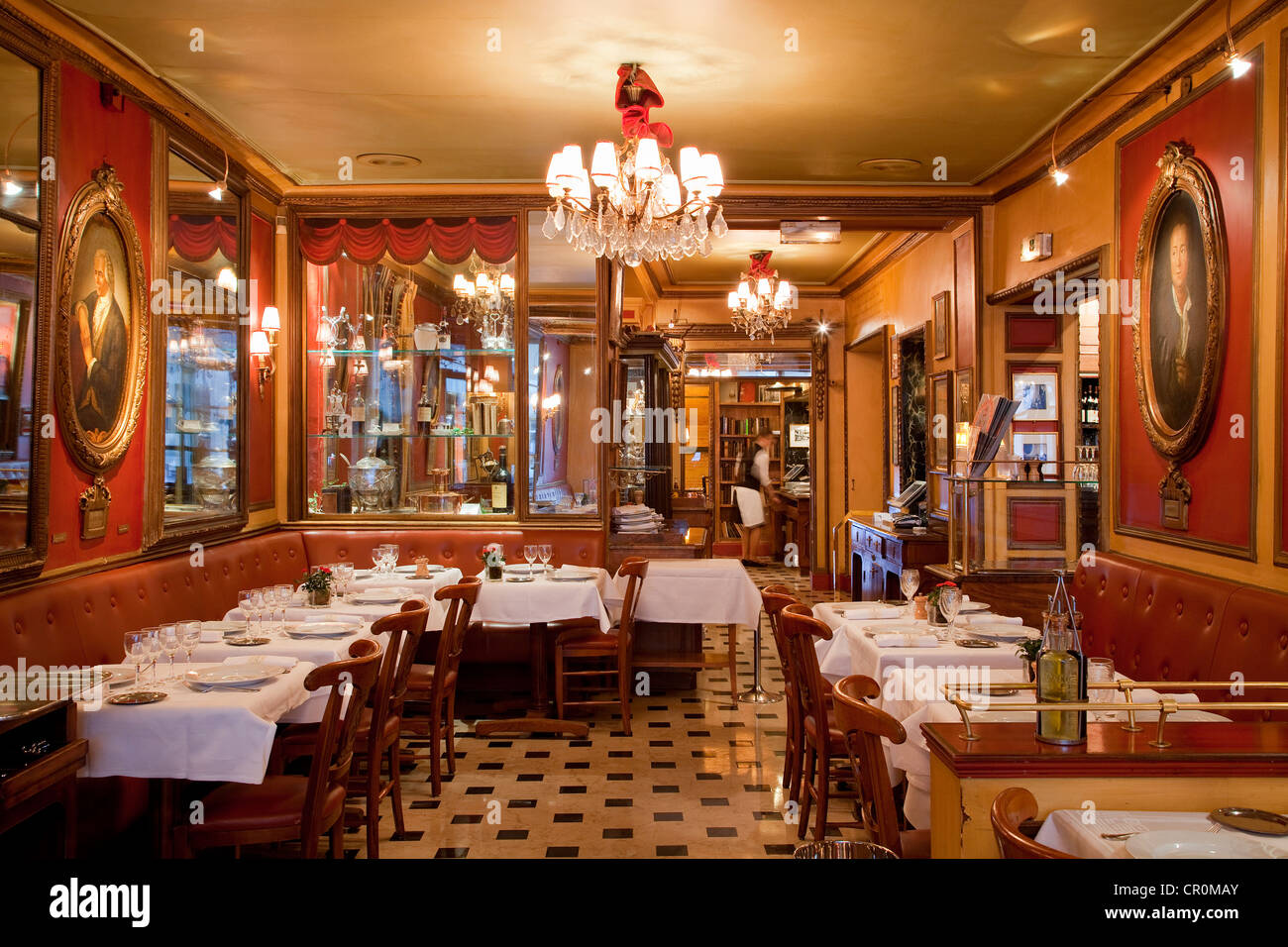 France, Paris, Saint Germain des Prés, le restaurant Le Procope, le plus vieux restaurant de Paris a ouvert en 1699 Banque D'Images