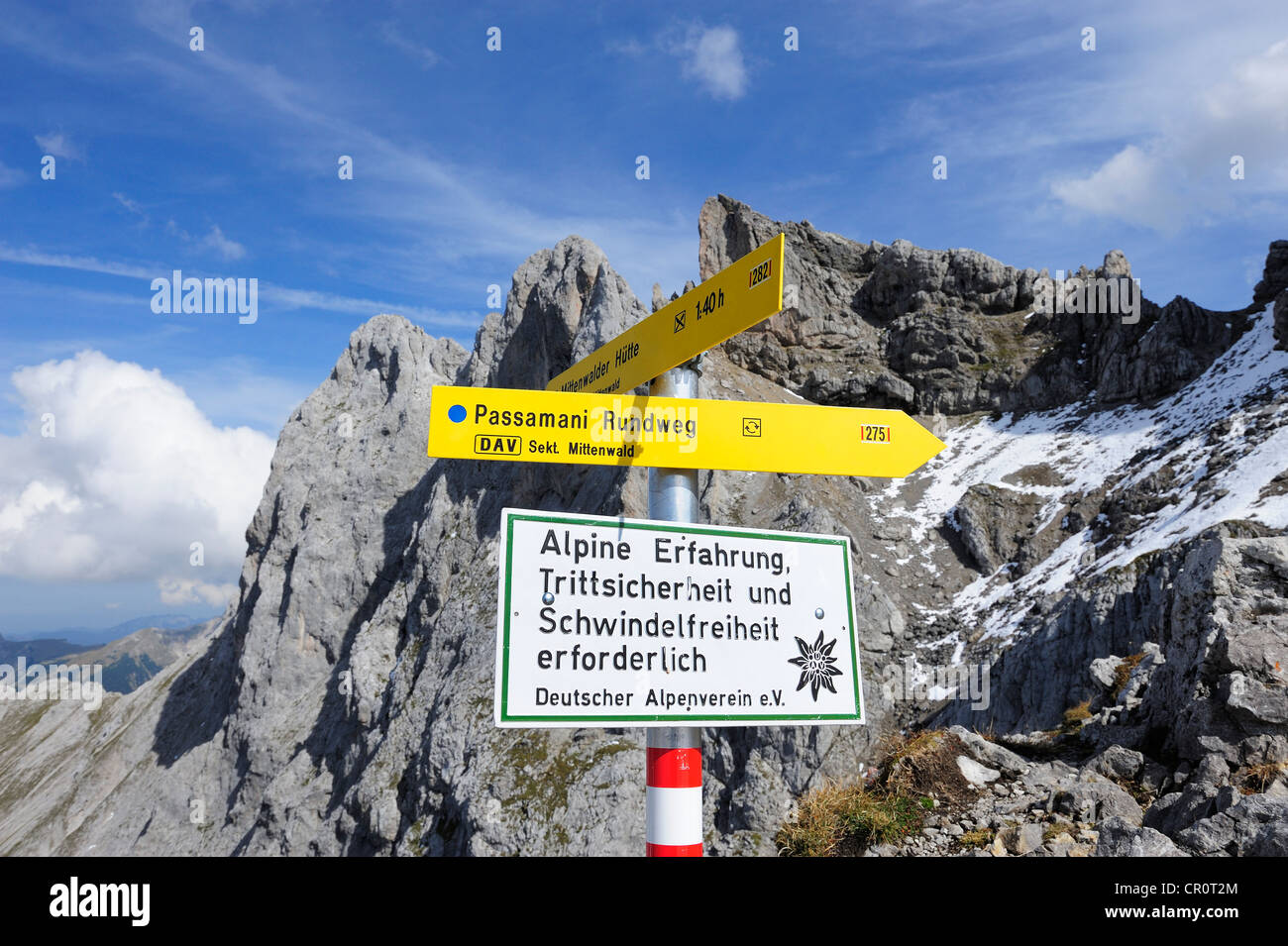 Indications pour le sentier de randonnée Passamani dans le Karwendel, parc alpin du Karwendel près de Mittenwald Banque D'Images