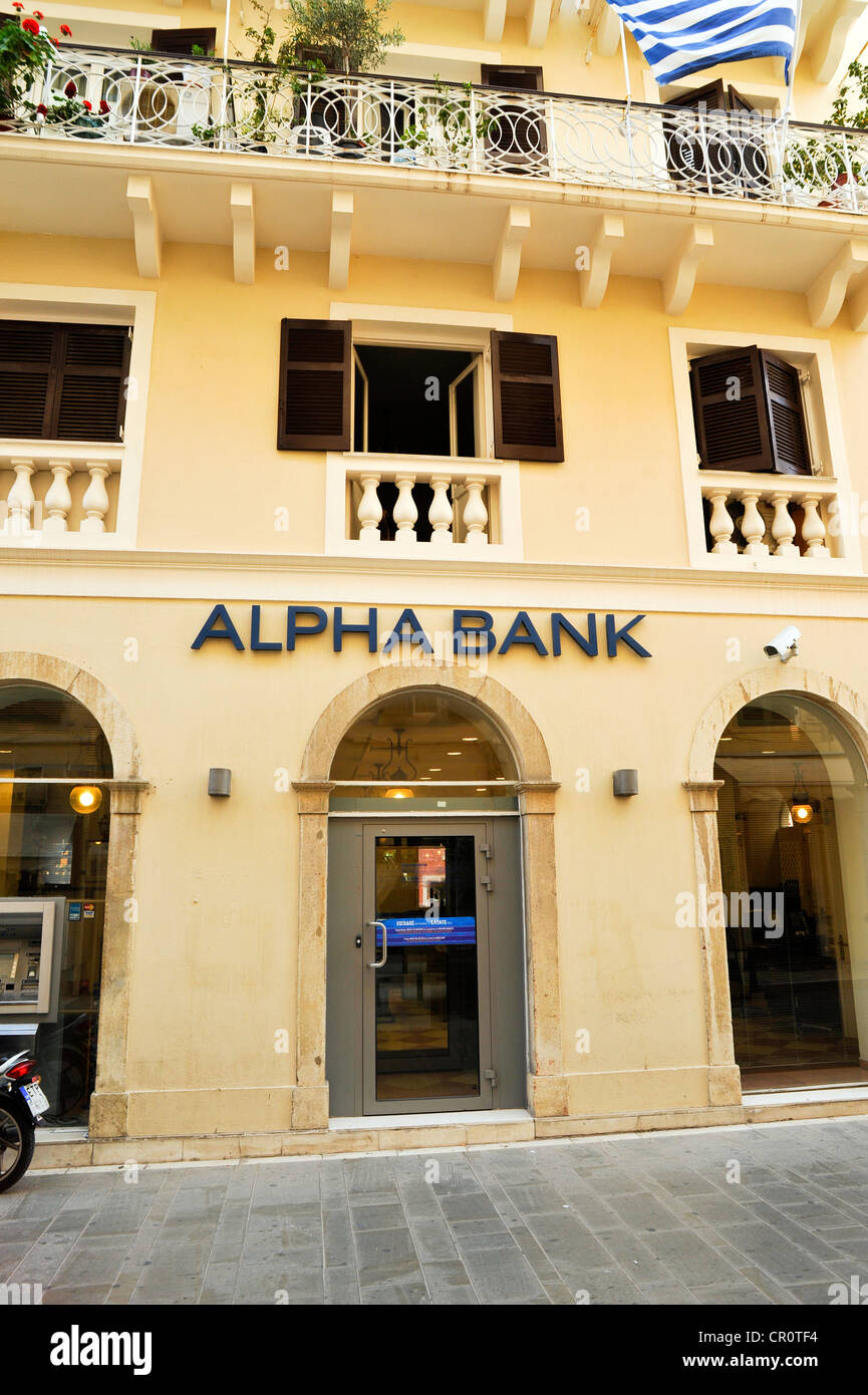 La banque grecque Alpha Bank, 2012, signe, Corfou. Banque D'Images