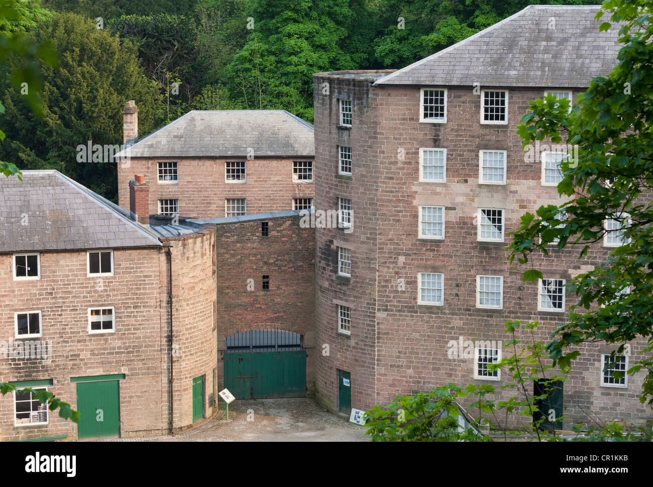Cromford Mill, Cromford, Derwent Valley, Derbyshire - Richard Arkwright fonctionnant à l'eau de l'ancienne filature de coton Banque D'Images