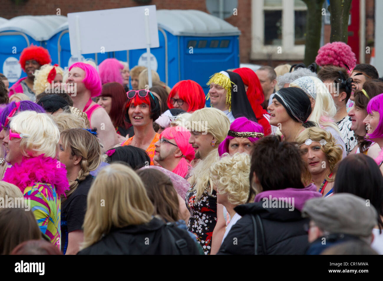 Ashgate Hospice charité drag race Banque D'Images
