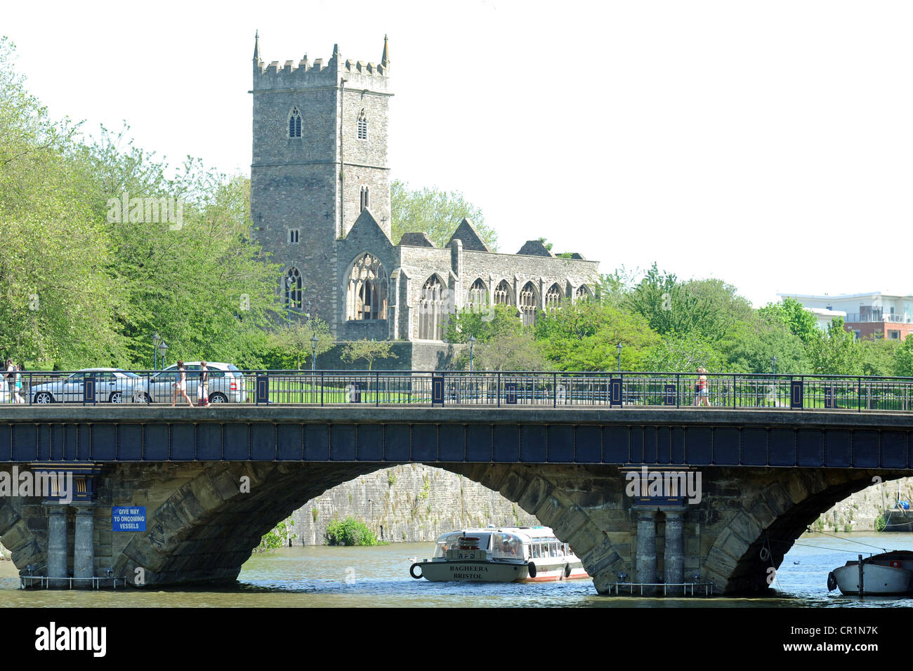 Pont de Bristol et St Peters Church, Bristol, Angleterre, Royaume-Uni Banque D'Images