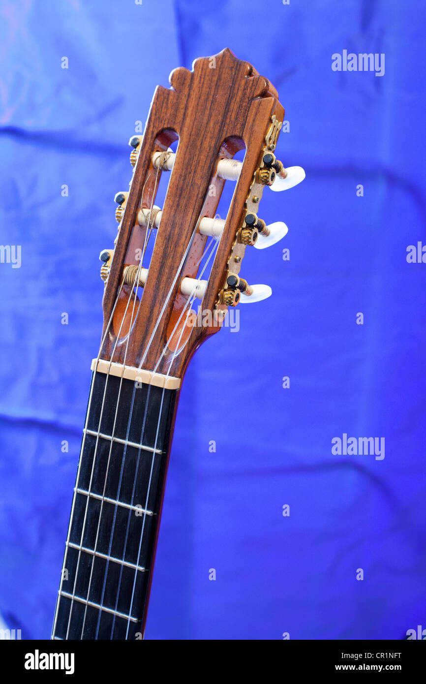 Tête de guitare classique Photo Stock - Alamy