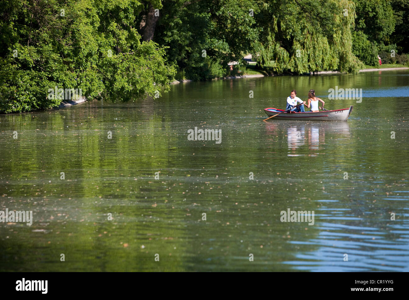 France, Paris, Bois de Vincennes, lac Daumesnil, location de bateau Banque D'Images