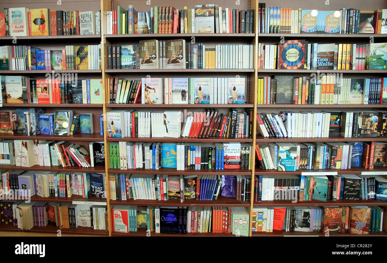Une librairie bibliothèque remplie de livres à Toronto. Banque D'Images