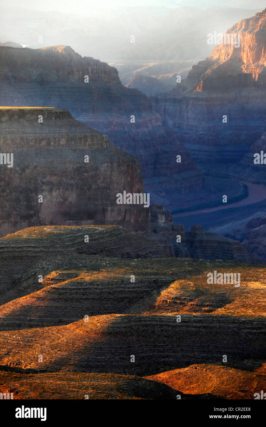 Le Grand Canyon sur un coucher de soleil. Nevada Banque D'Images